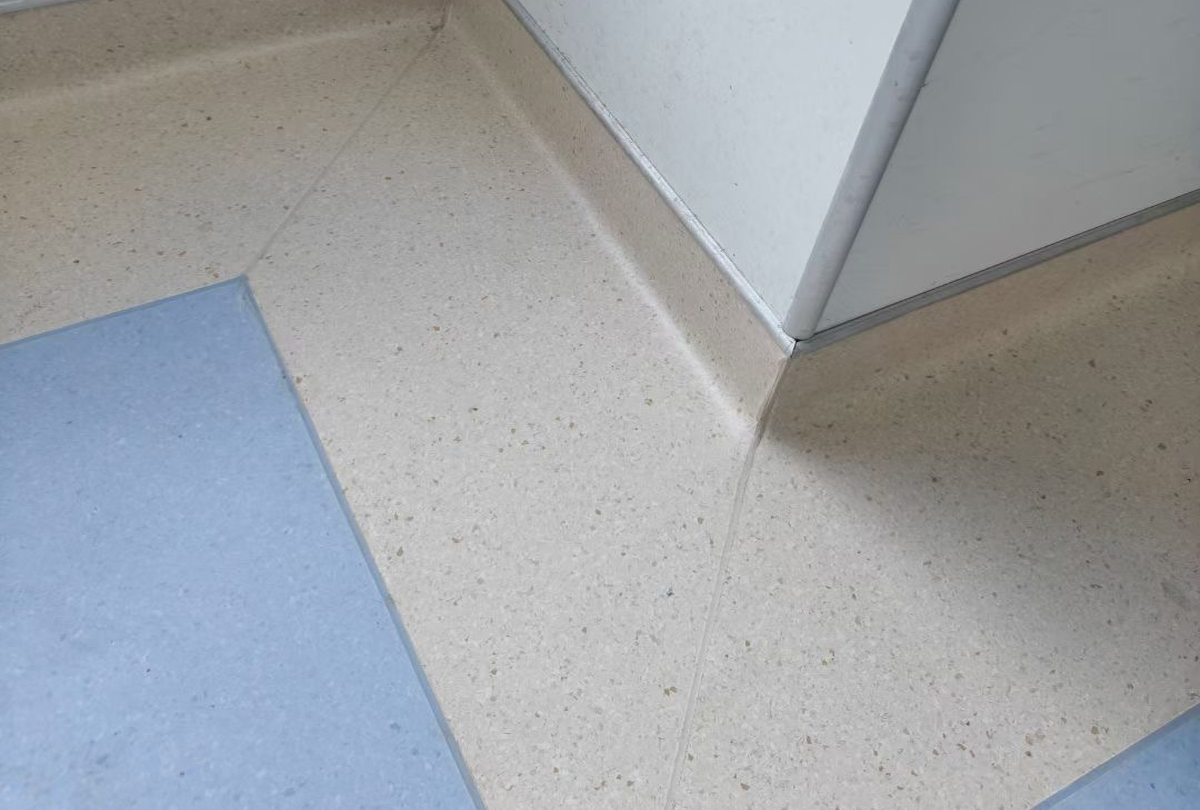 米兰官网同质透心地板